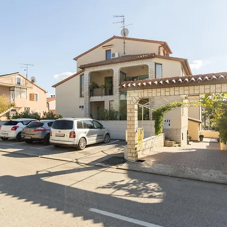 Olive Premium Apartment Porec